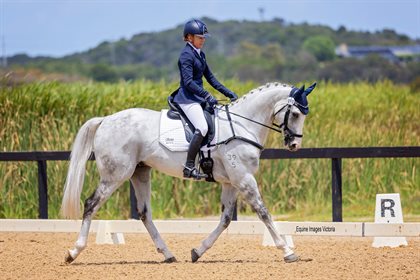 Amanda Ross and off-the-track Thoroughbred Romeo F. © Equine Images Victoria