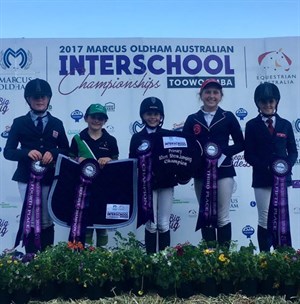 2017 Tasmanian interschool equetsrian team.