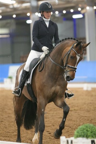 Amanda Shoobridge and Escala RW were first in the first round of the four year old classes - © Roger Fitzhardinge