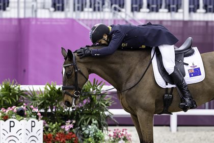 Shane Rose praises Virgil during the Dressage phase of the Eventing at Tokyo 2020. © FEI/Libby Law Photography