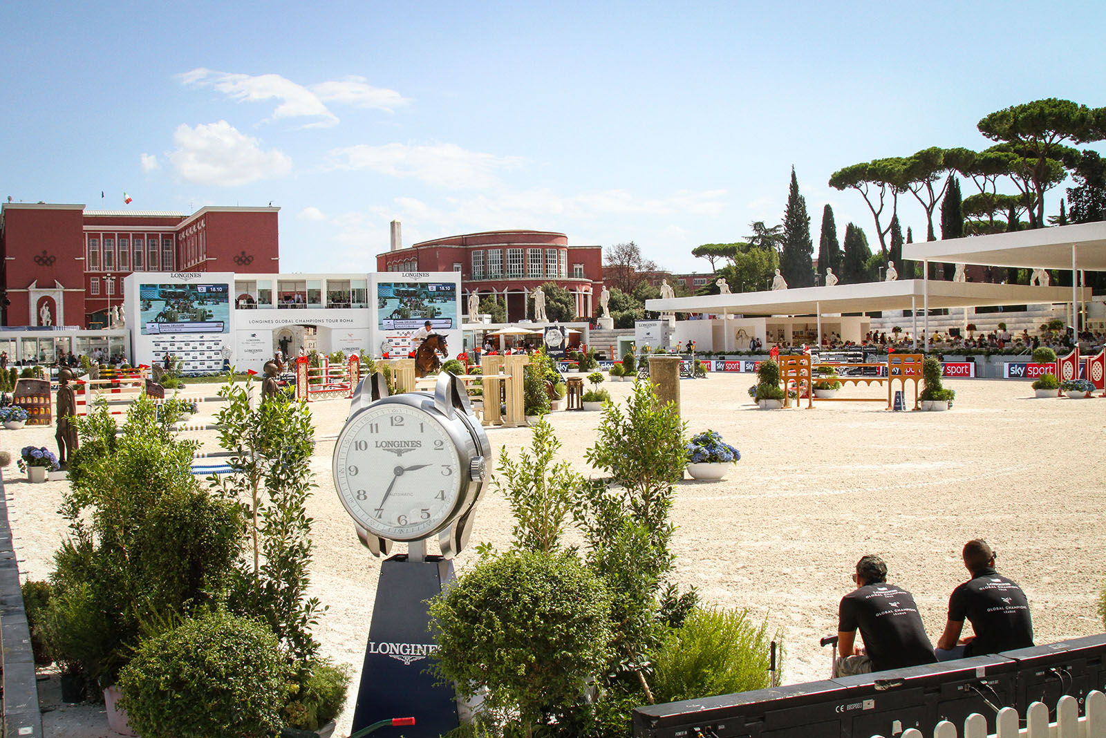 GLADIATORS OF SHOWJUMPING