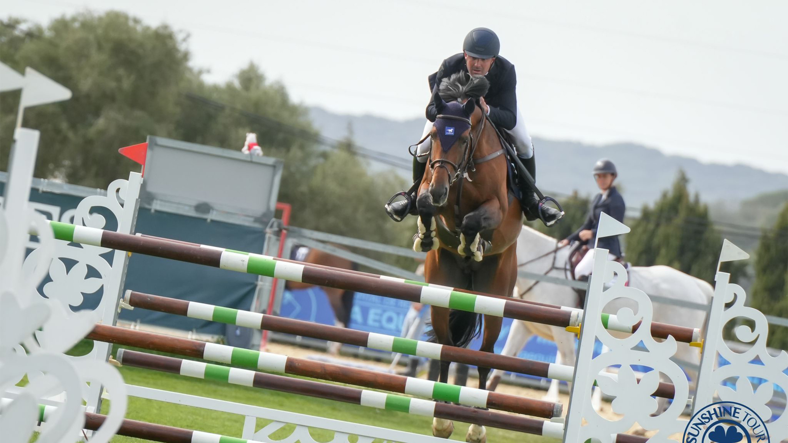 JAMES ARKINS <br> SWITCHING IT UP
